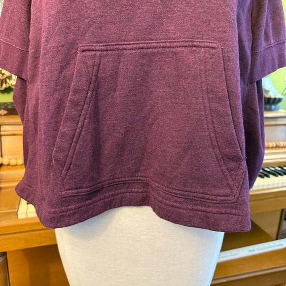 Nike Maroon Women’s Short Sleeve Hoodie - Picture 6 of 7